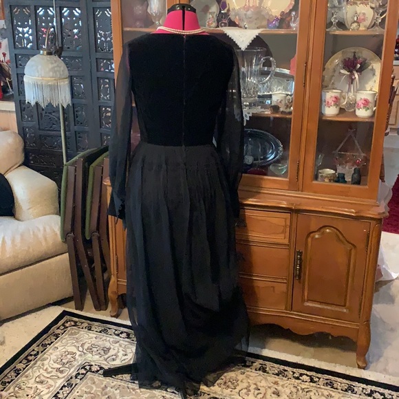 Vintage Marcel Fenez Roland Klein velvet dress - Picture 4 of 9